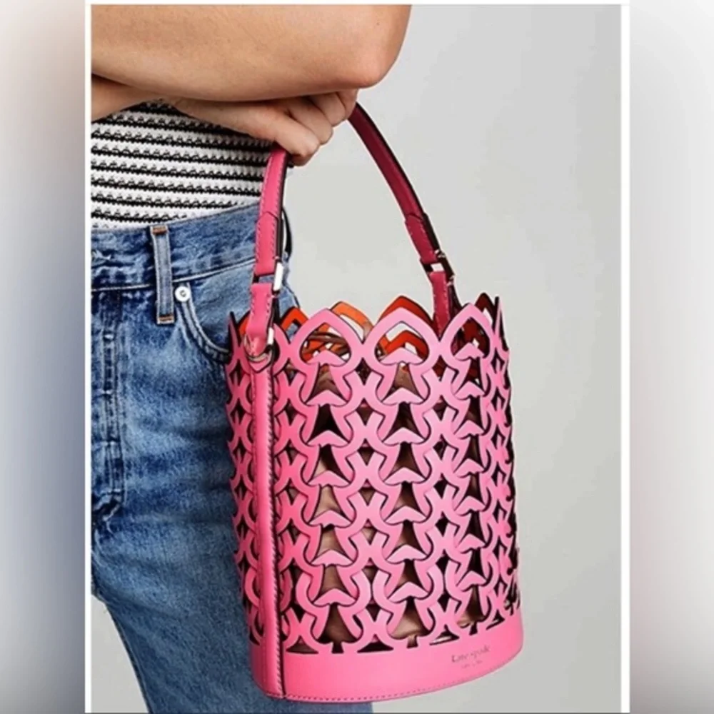 NWT Kate Spade Dorie small bucket bag in Hibiscus Tea - Picture 1 of 14
